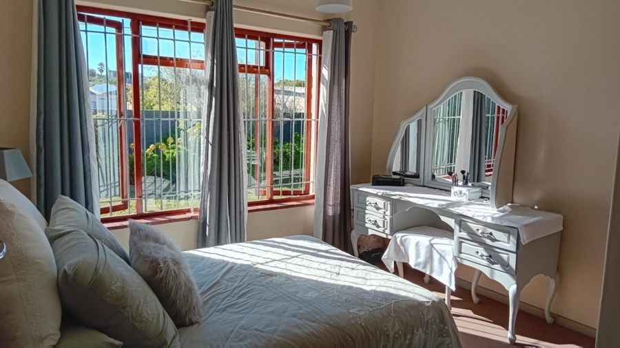 4 Bedroom Property for Sale in Parkersdorp Western Cape
